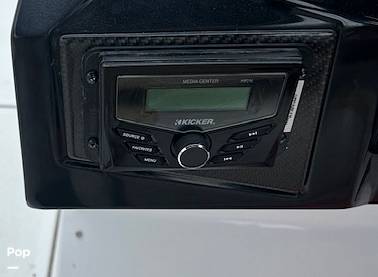 Slide: The Image of Glastron GTD 220 2022 - 14197086