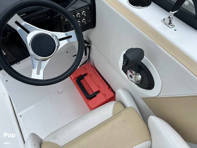 Slide: The Image of Glastron GTD 220 2022 - 14197089