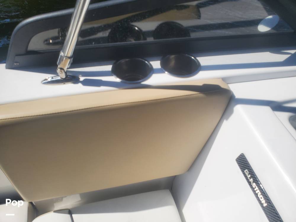 Slide: The Image of Glastron GTD 220 2022 - 14674116