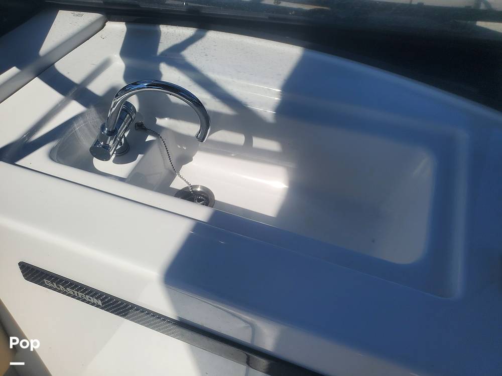 Slide: The Image of Glastron GTD 220 2022 - 14674115