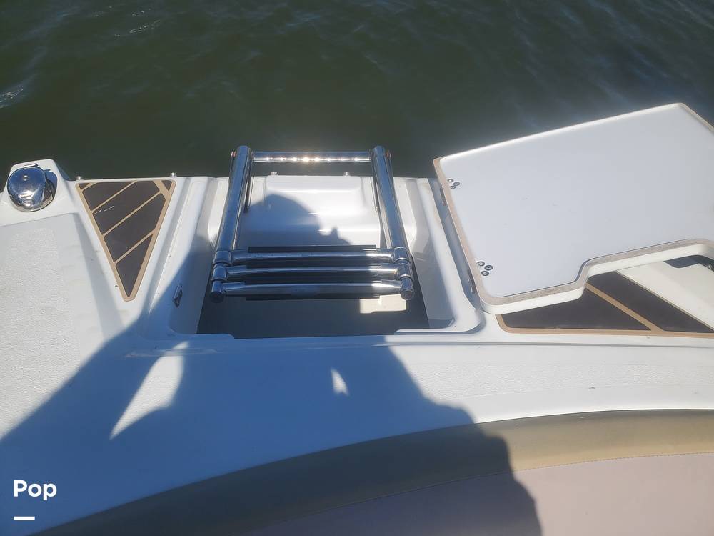 Slide: The Image of Glastron GTD 220 2022 - 14674114