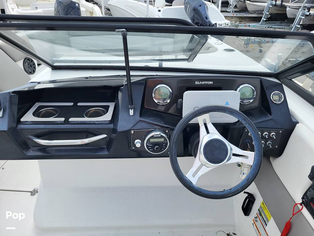 Slide: The Image of Glastron GTD 240 2020 - 14866252