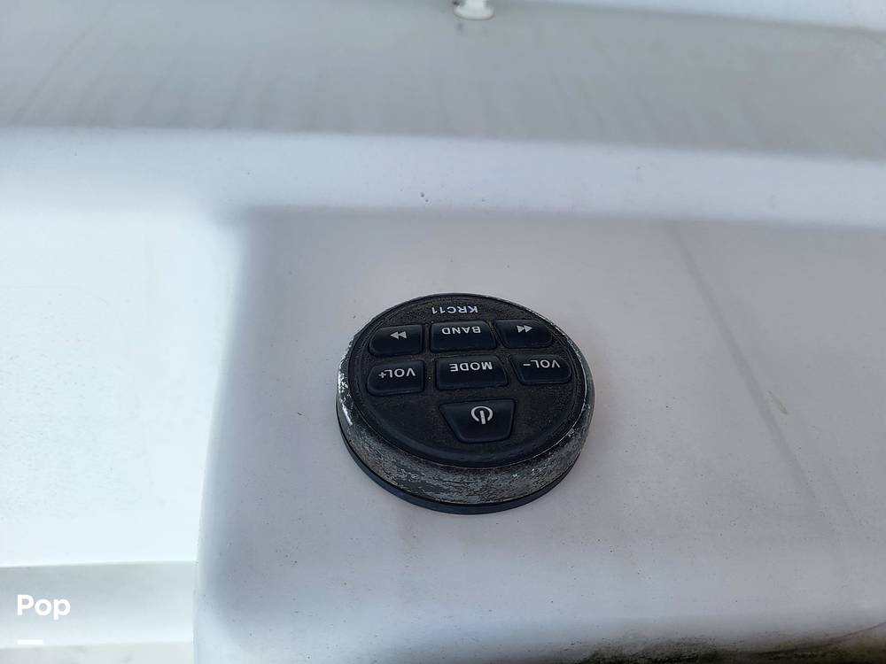 Slide: The Image of Glastron GTD 240 2020 - 14866234
