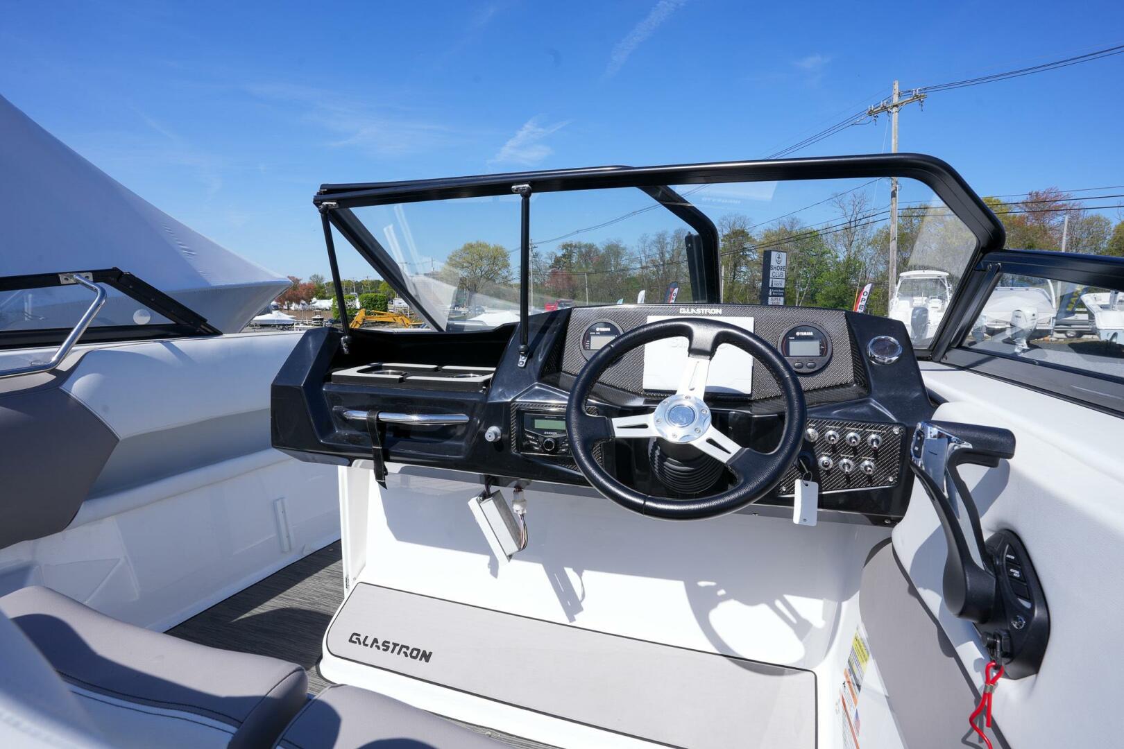 Slide: The Image of Glastron GTD 240 2022 - 5262198