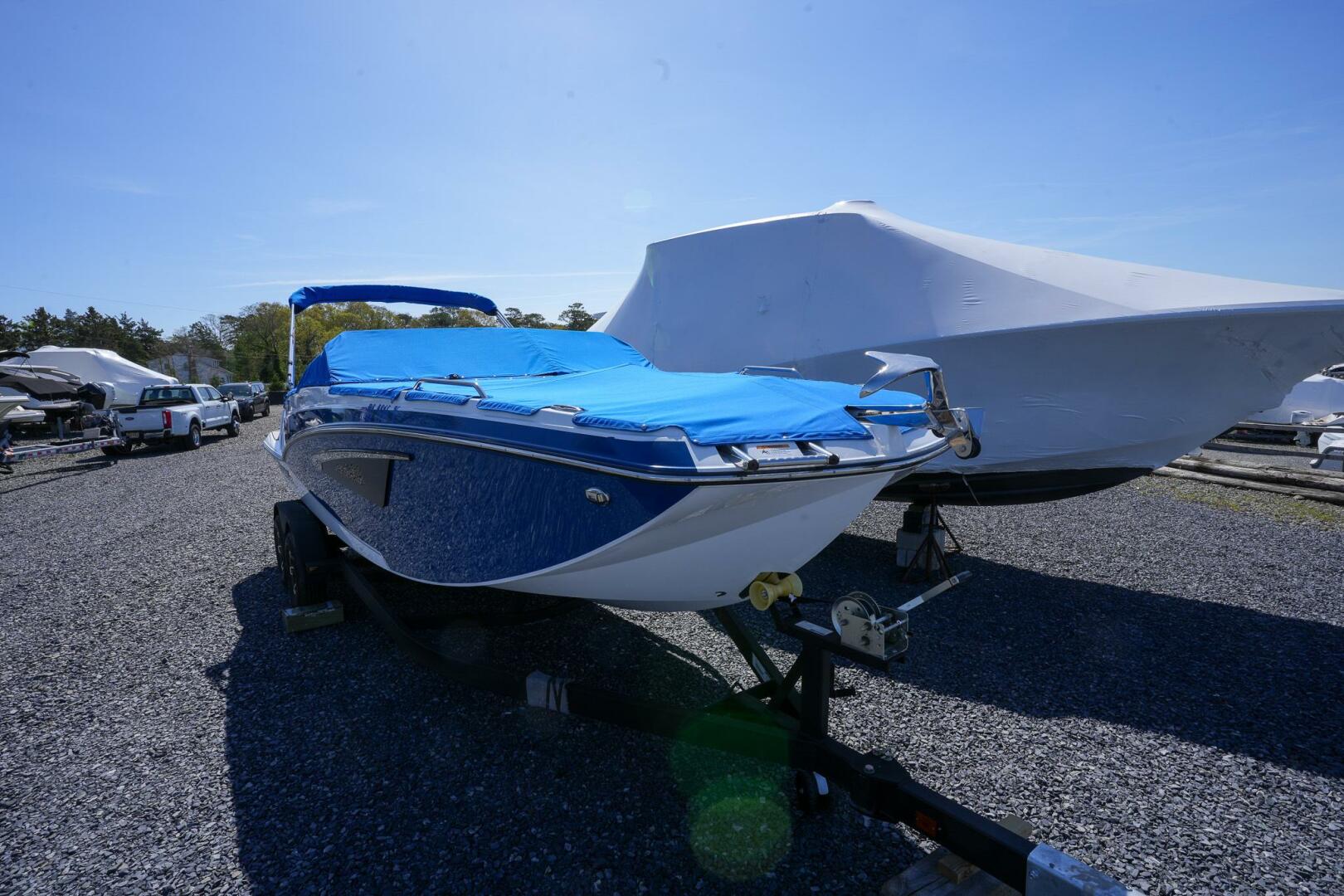 Slide: The Image of Glastron GTD 240 2022 - 5262213