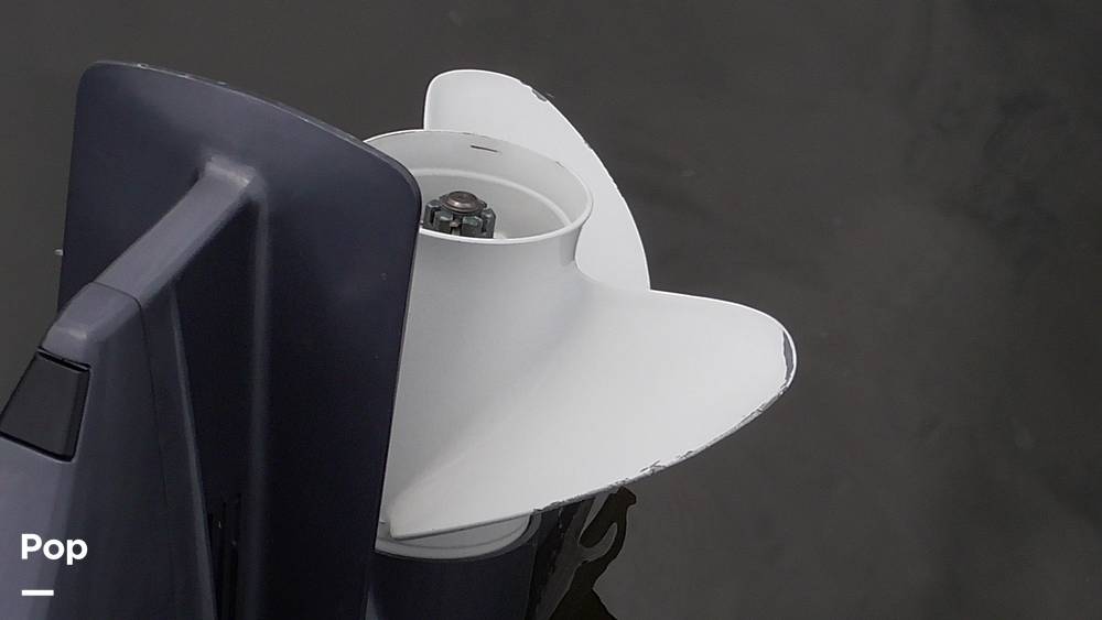 Slide: The Image of Glastron GTS 180 2017 - 14489925