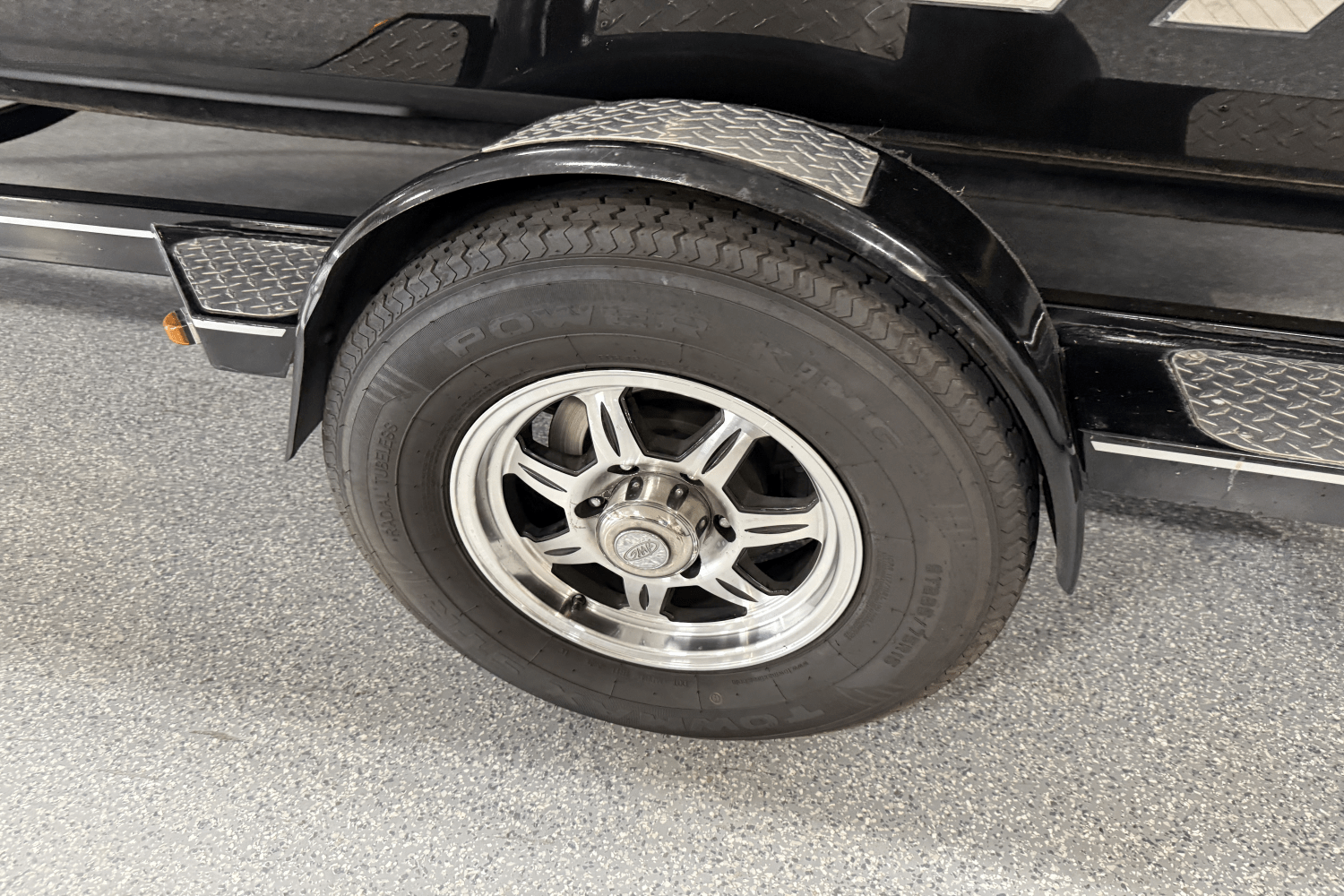 Slide: The Image of Glastron GTS 205 2019 - 70
