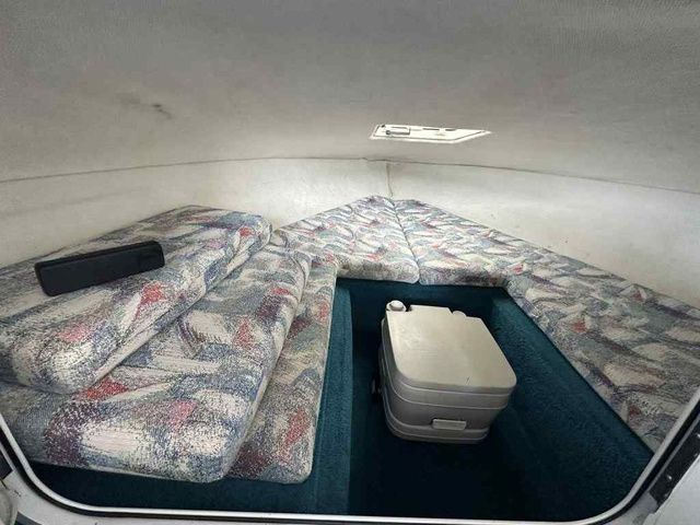 Slide: The Image of Glastron Ssv-199 1995 - 6