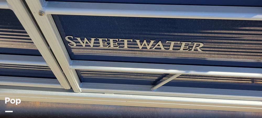 Slide: The Image of Godfrey 2186F Sweetwater 2021 - 48