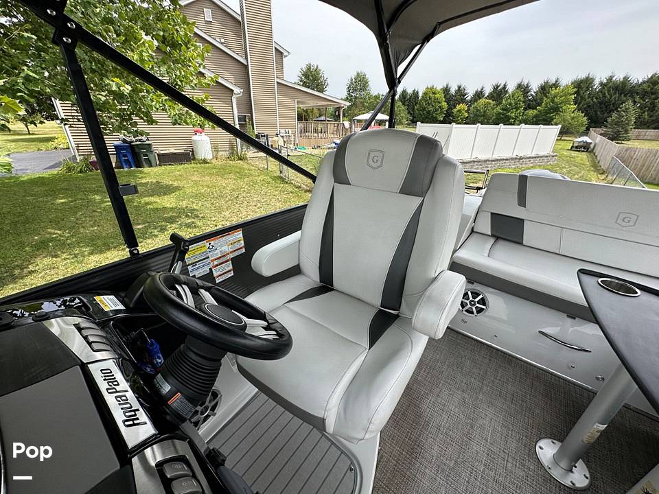 Slide: The Image of Godfrey Aquapatio 255 2017 - 25