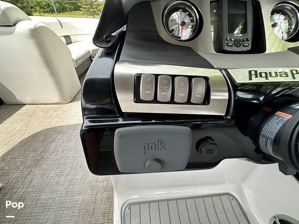 Slide: The Image of Godfrey Aquapatio 255 2017 - 29