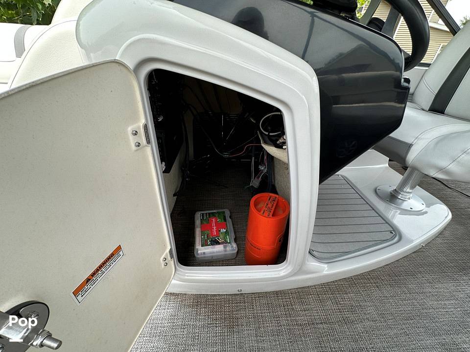 Slide: The Image of Godfrey Aquapatio 255 2017 - 43