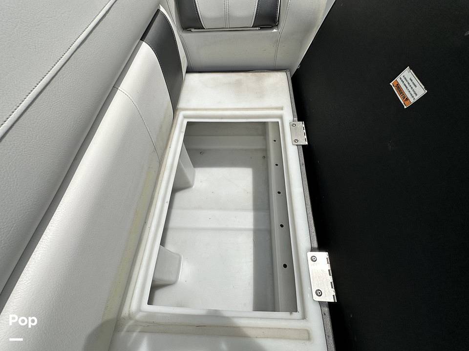 Slide: The Image of Godfrey Aquapatio 255 2017 - 50