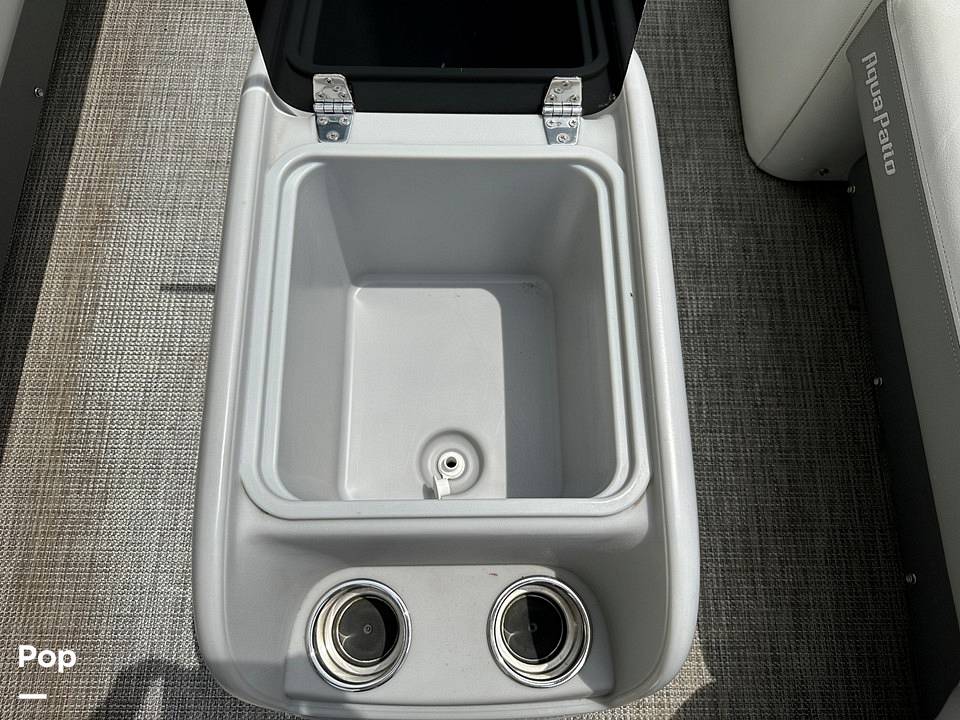 Slide: The Image of Godfrey Aquapatio 255 2017 - 62