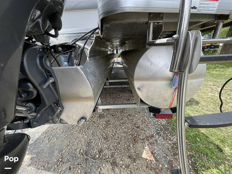 Slide: The Image of Godfrey Aquapatio 255 2017 - 65