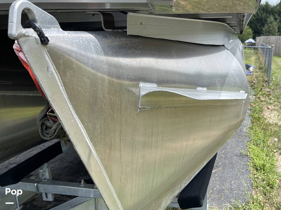 Slide: The Image of Godfrey Aquapatio 255 2017 - 72