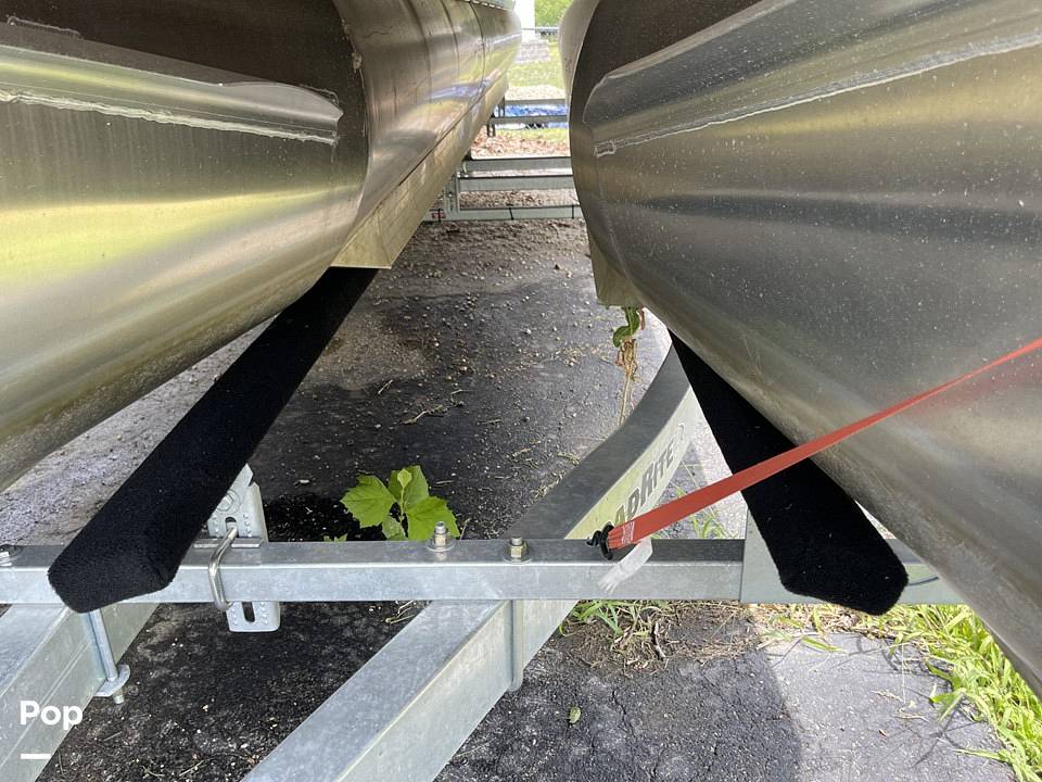 Slide: The Image of Godfrey Aquapatio 255 2017 - 73