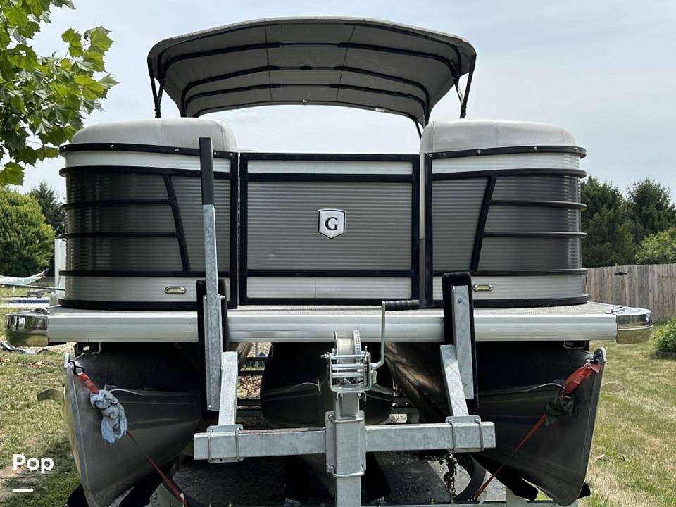 Slide: The Image of Godfrey Aquapatio 255 2017 - 76