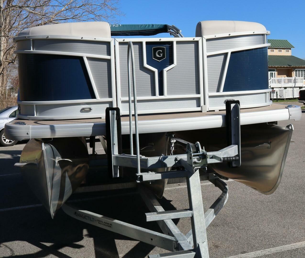 Slide: The Image of Godfrey Monaco 215 C 2022 - 5252494