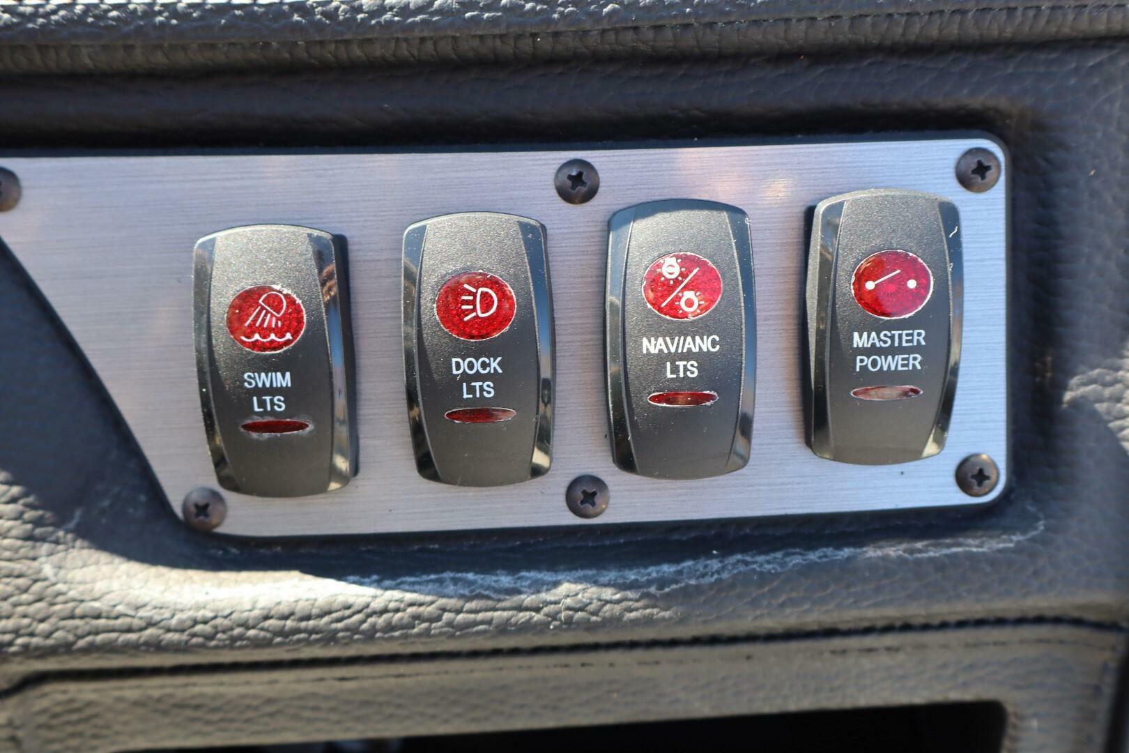 Slide: The Image of Godfrey Monaco 215 C 2022 - 5252506