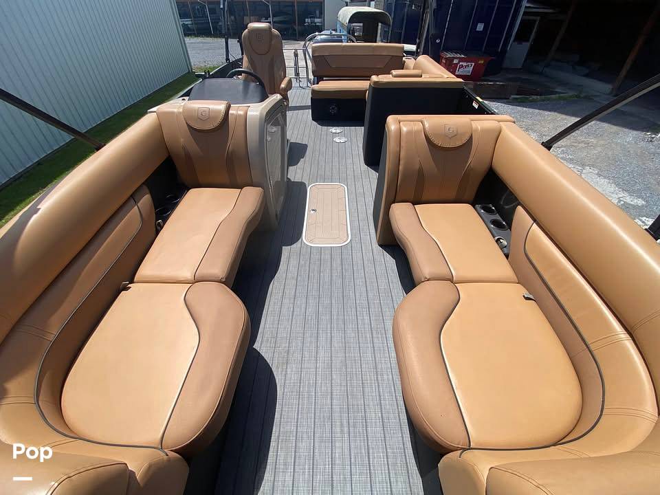 Slide: The Image of Godfrey Monaco 235SFL 2021 - 15498328