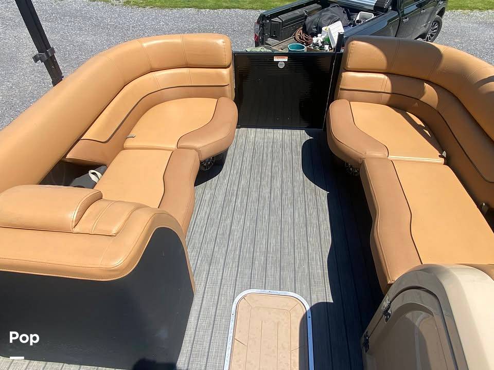 Slide: The Image of Godfrey Monaco 235SFL 2021 - 15498329