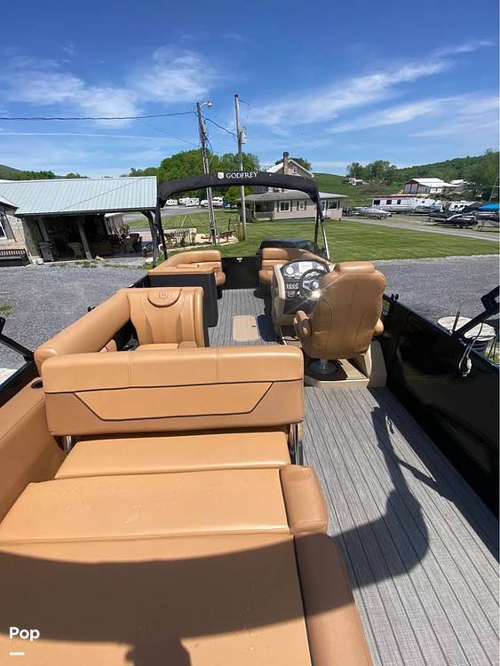 Slide: The Image of Godfrey Monaco 235SFL 2021 - 15498337