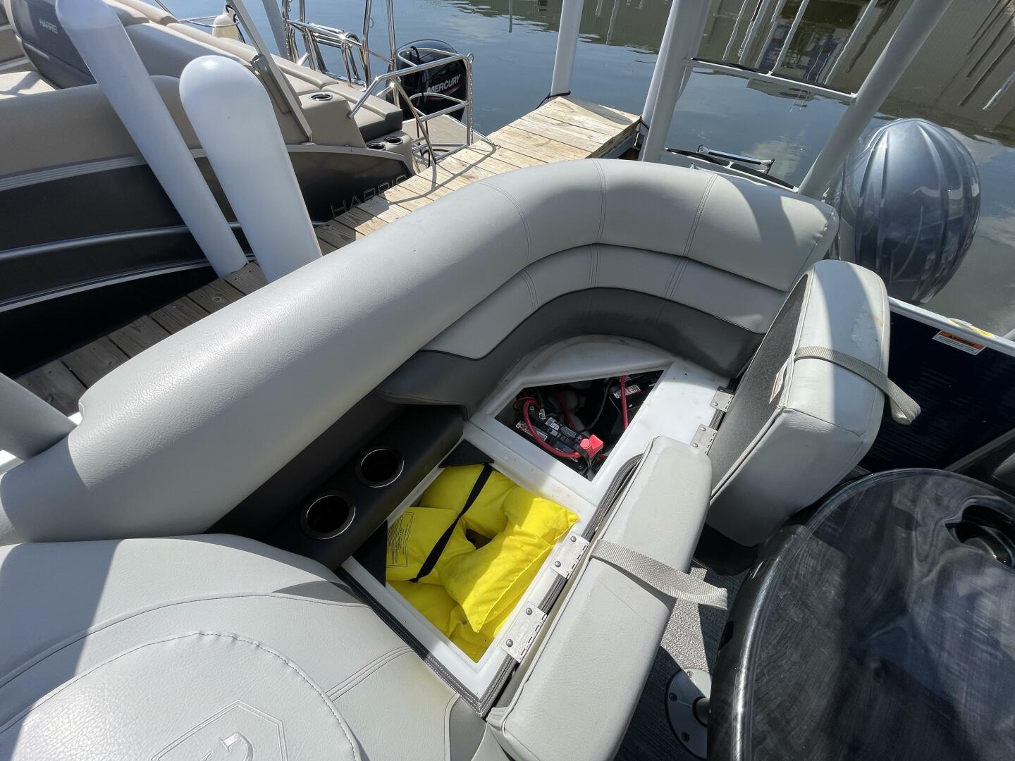 Slide: The Image of Godfrey Monaco 235 Sundeck 2024 - 4904796