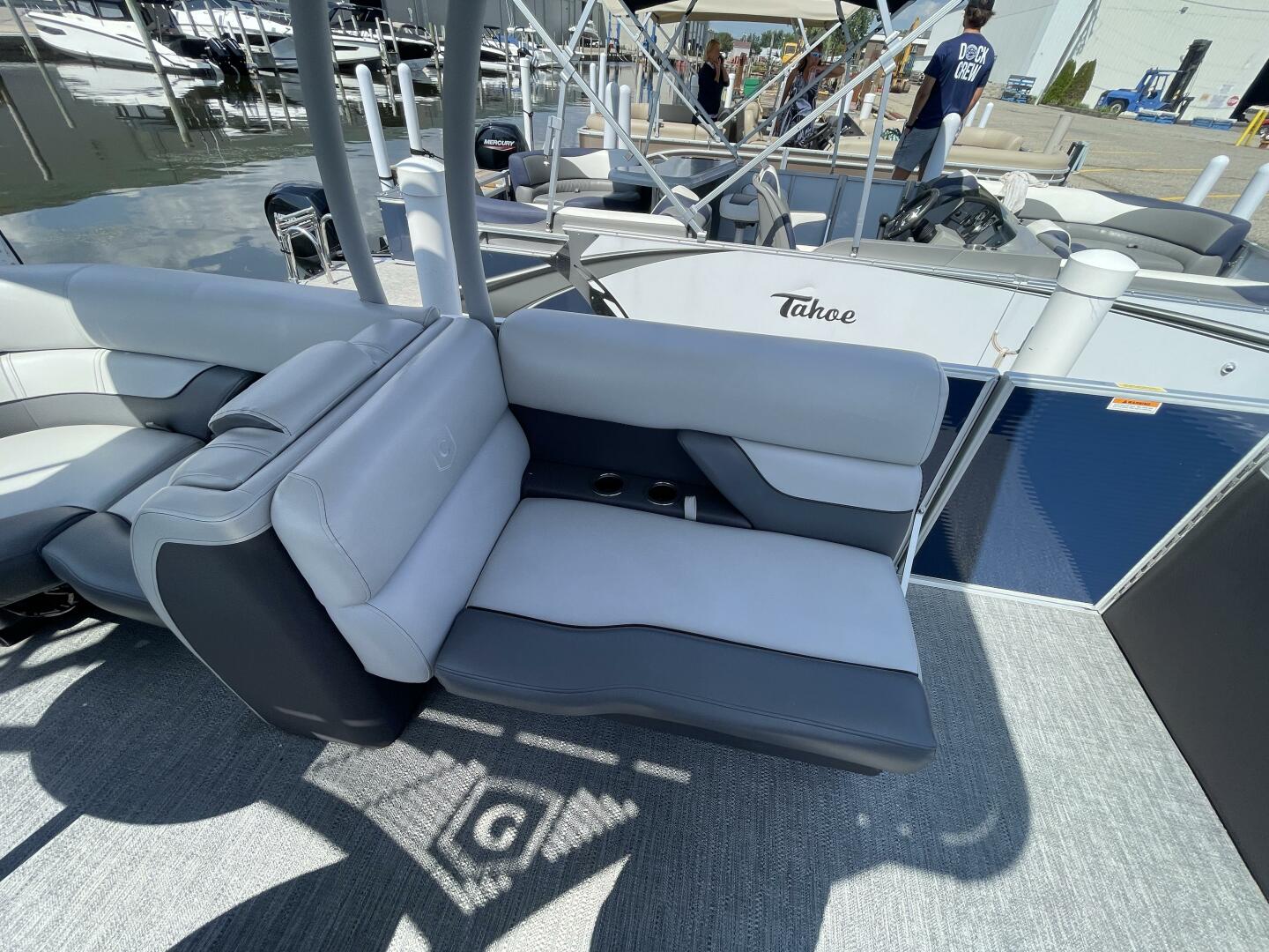 Slide: The Image of Godfrey Monaco 235 Sundeck 2024 - 4904799