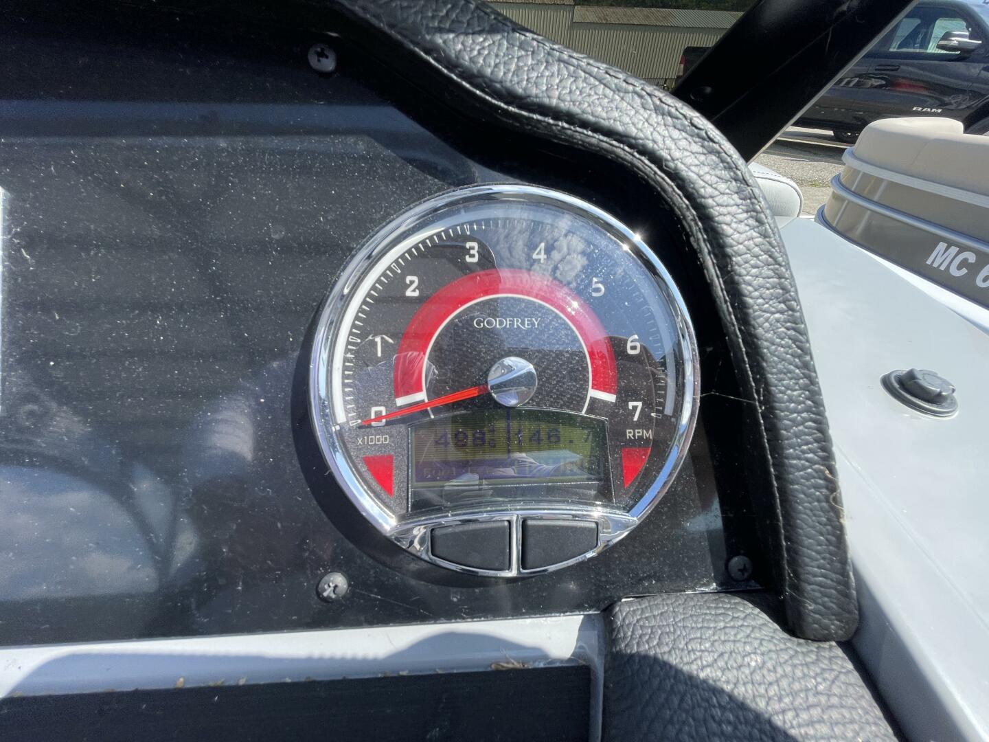 Slide: The Image of Godfrey Monaco 235 Sundeck 2024 - 4904804