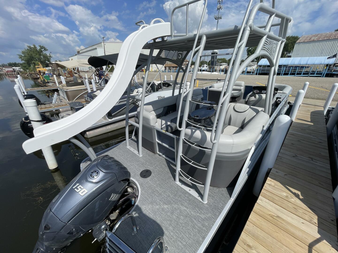 Slide: The Image of Godfrey Monaco 235 Sundeck 2024 - 4904823