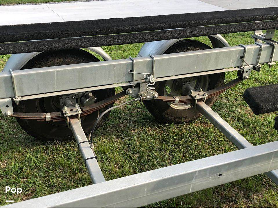 Slide: The Image of Godfrey Sanpan 25 tritoon Boat 2004 - 11339293