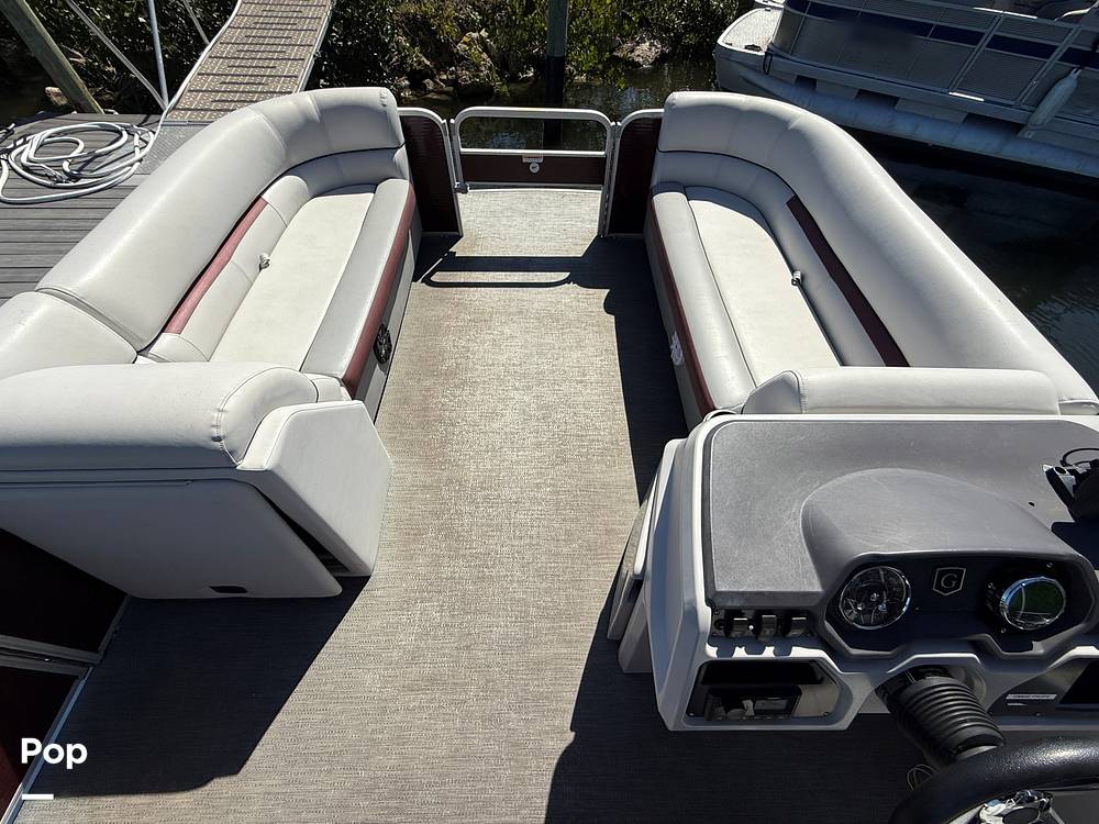 Slide: The Image of Twin Bow Bench Seat/lounges - 15360856