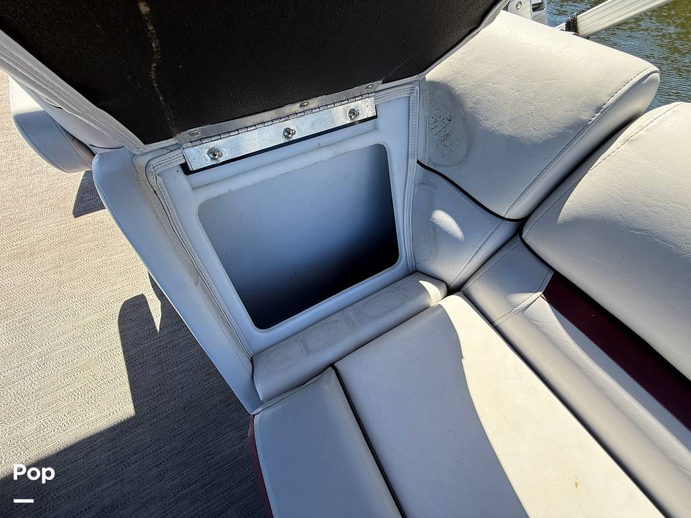 Slide: The Image of Godfrey Sweetwater 2286C 2023 - 15360890