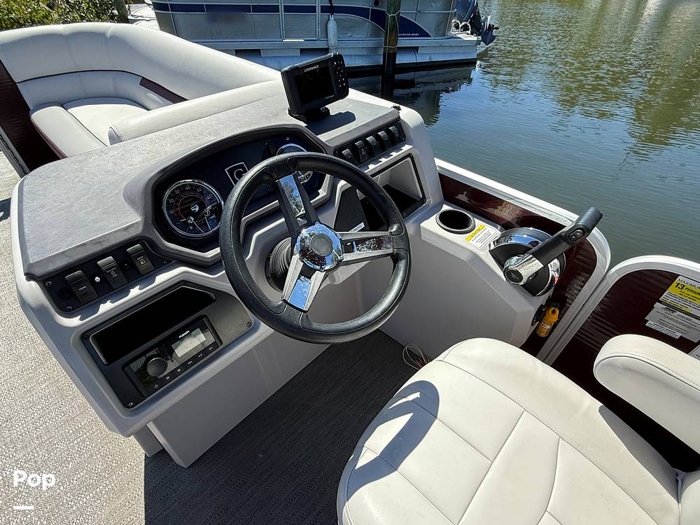 Slide: The Image of Godfrey Sweetwater 2286C 2023 - 15360902