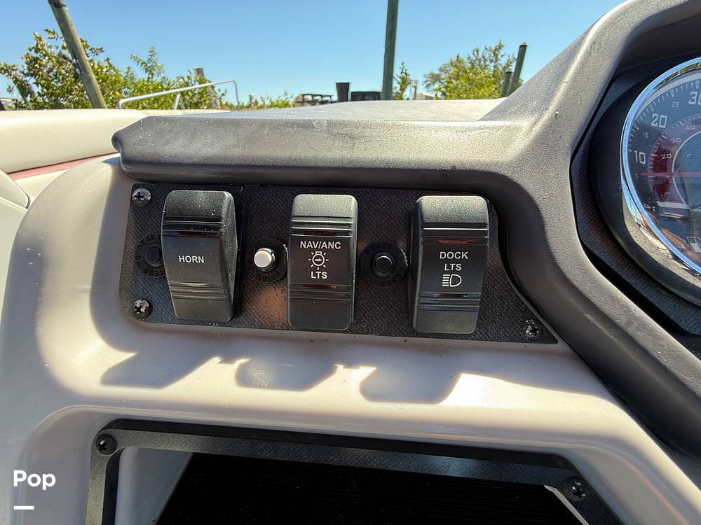 Slide: The Image of Godfrey Sweetwater 2286C 2023 - 15360911