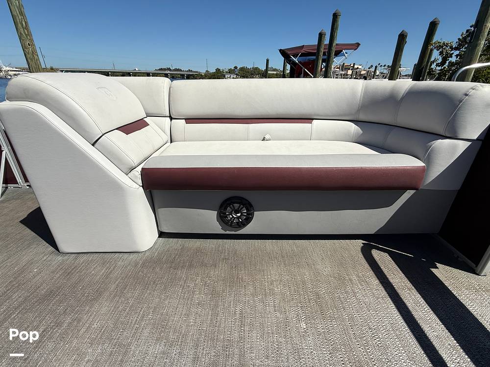 Slide: The Image of Godfrey Sweetwater 2286C 2023 - 15361213