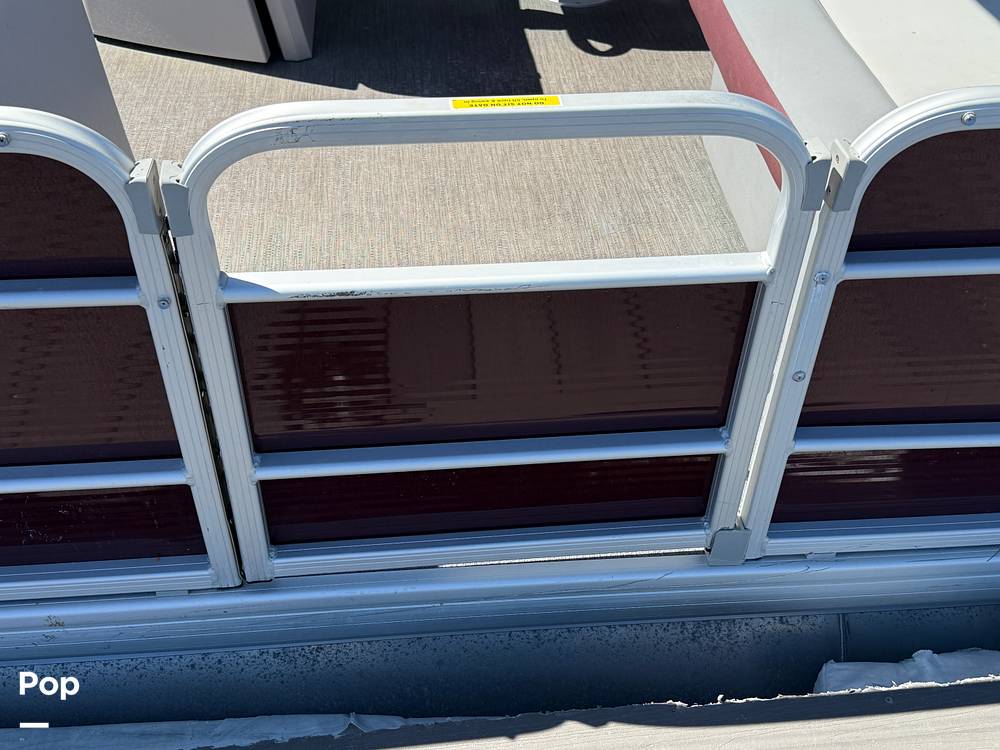 Slide: The Image of Godfrey Sweetwater 2286C 2023 - 15361629