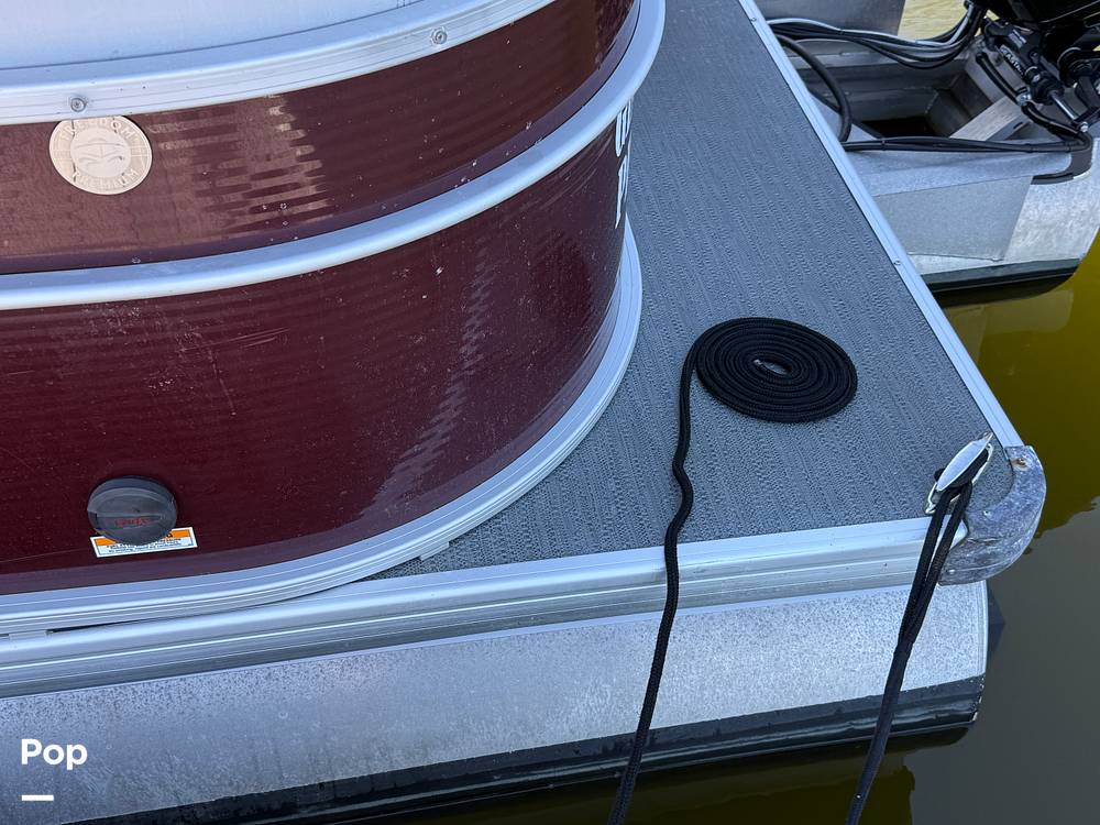 Slide: The Image of Godfrey Sweetwater 2286C 2023 - 15361632