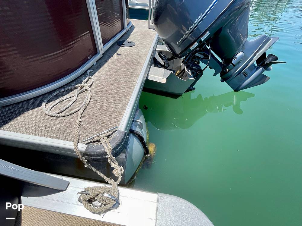 Slide: The Image of Swim Platform - 14308189