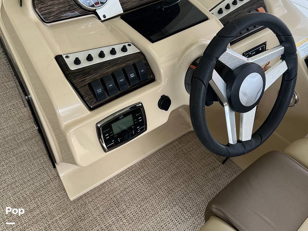 Slide: The Image of Godfrey Sweetwater Premium 255C 2019 - 12392232