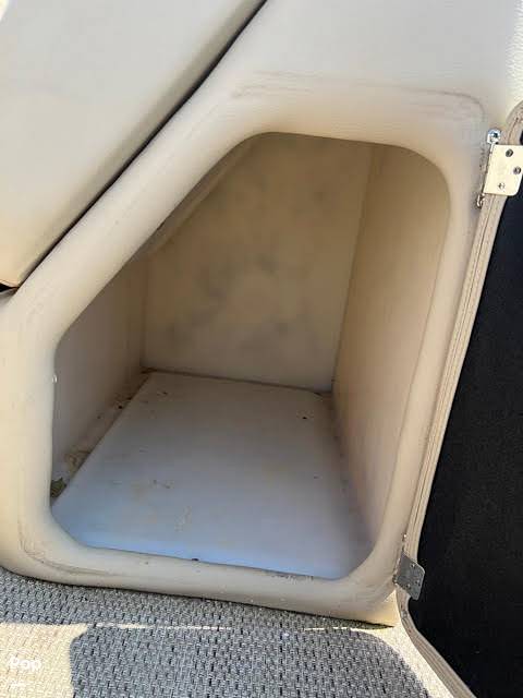 Slide: The Image of Godfrey Sweetwater Premium 255C 2019 - 12857115