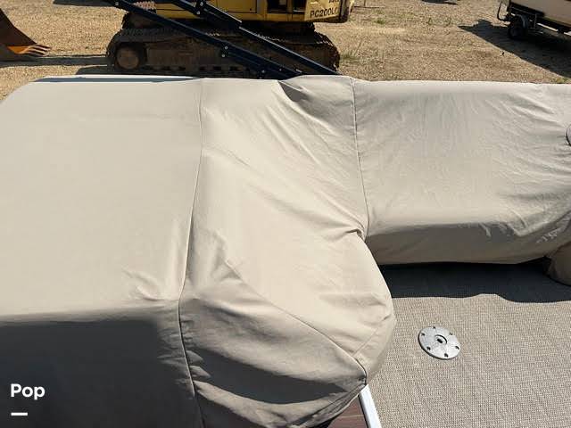 Slide: The Image of Godfrey Sweetwater Premium 255C 2019 - 12857141