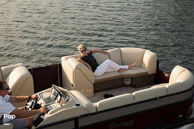 Slide: The Image of Godfrey Sweetwater Premium 255C 2019 - 15183656