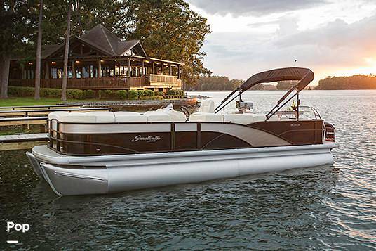 Slide: The Image of Godfrey Sweetwater Premium 255C 2019 - 15183657