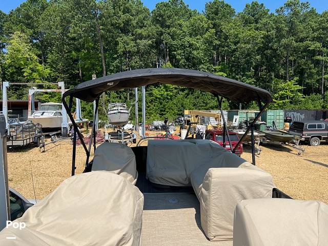 Slide: The Image of Godfrey Sweetwater Premium 255C 2019 - 15183660