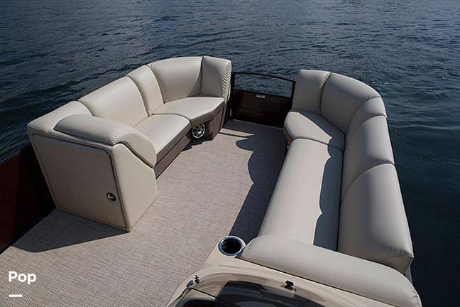 Slide: The Image of Godfrey Sweetwater Premium 255C 2019 - 15183663