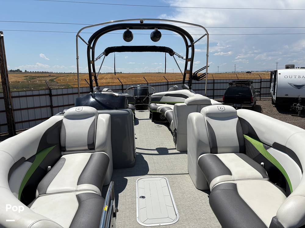 Slide: The Image of Godfrey Pontoon 250 XP 2020 - 15702917