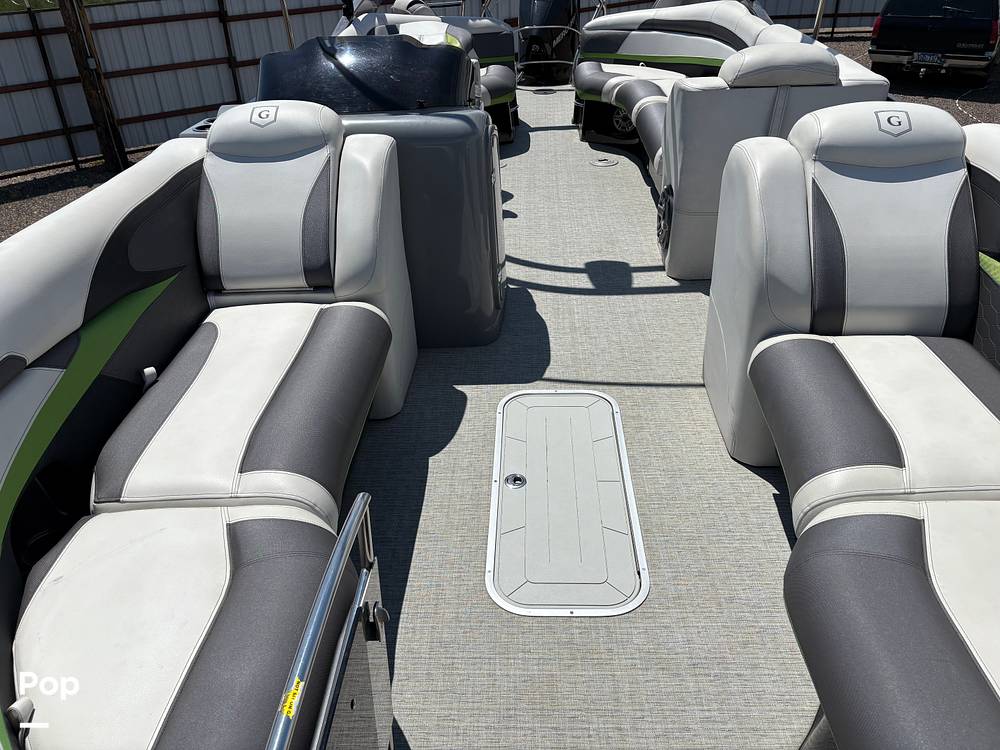 Slide: The Image of Godfrey Pontoon 250 XP 2020 - 15702918
