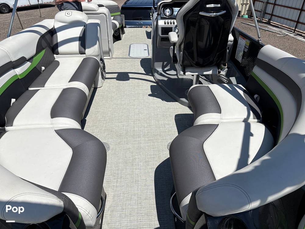 Slide: The Image of Godfrey Pontoon 250 XP 2020 - 15702936
